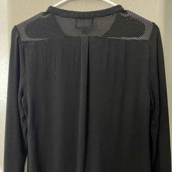 Cynthia Rowley Black V-Neck Blouse with Textured Shoulder Detail - Size M - Picture 5 of 5